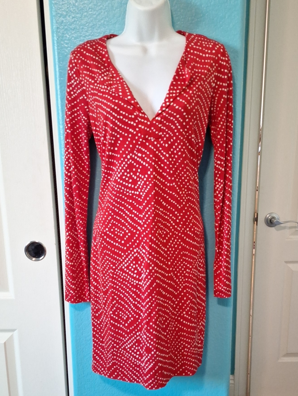 Diane Von Furstenberg Red Dot-Print Long Sleeve V-Neck Dress Sz 6